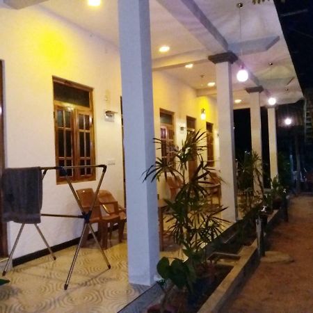 Relax Garden Inn Arugam Bay Exterior photo