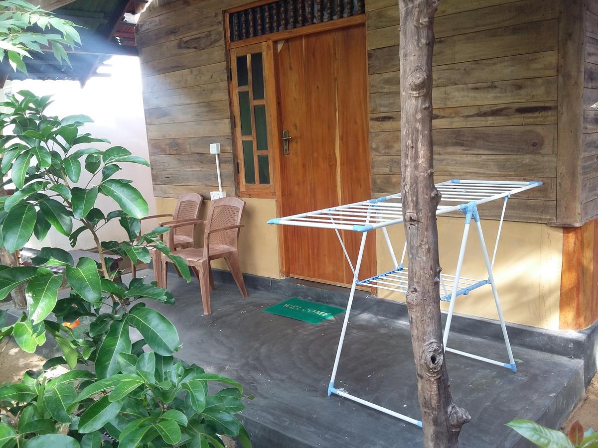 Relax Garden Inn Arugam Bay Exterior photo