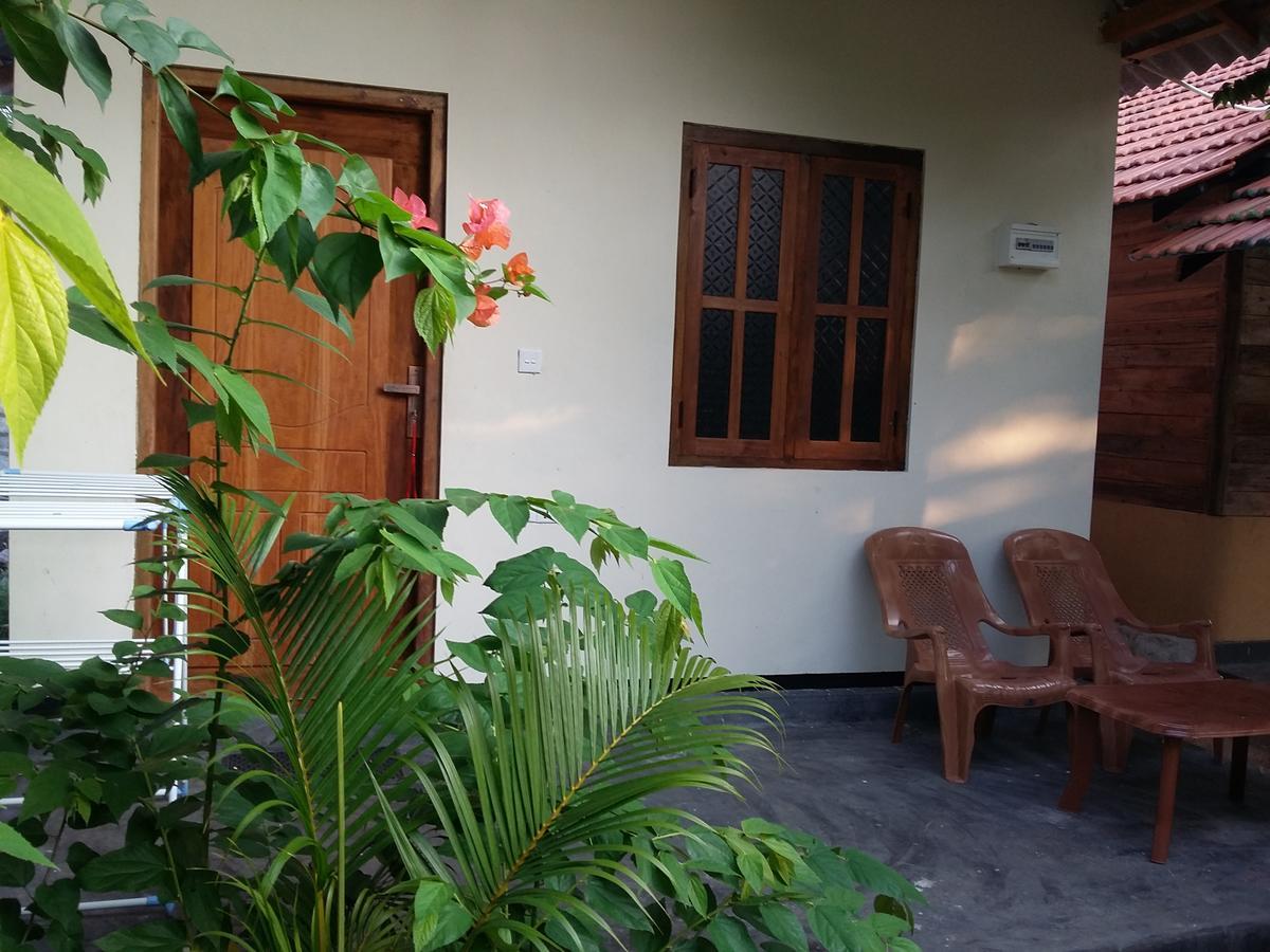 Relax Garden Inn Arugam Bay Exterior photo