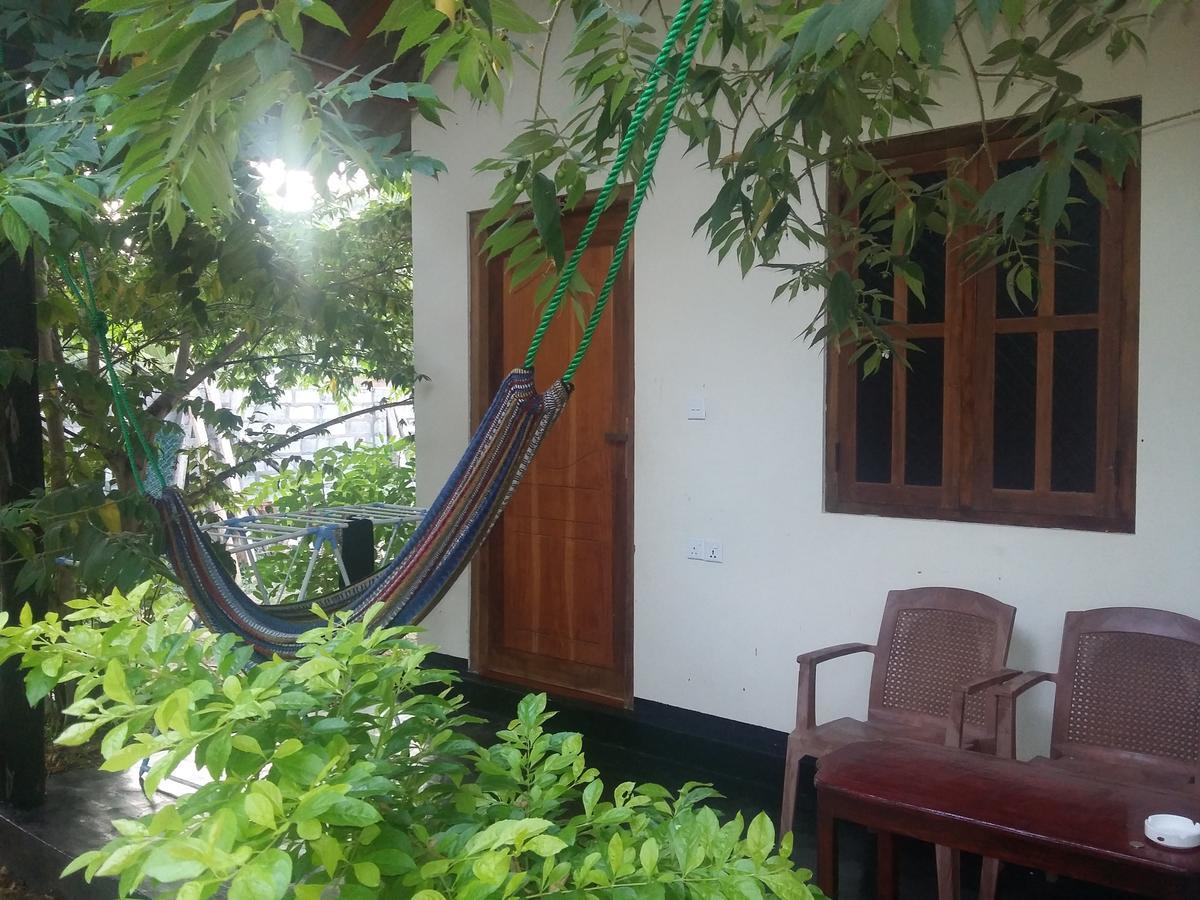 Relax Garden Inn Arugam Bay Exterior photo